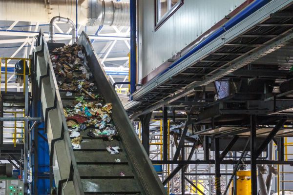 Waste Processing with a Inclined Conveyor